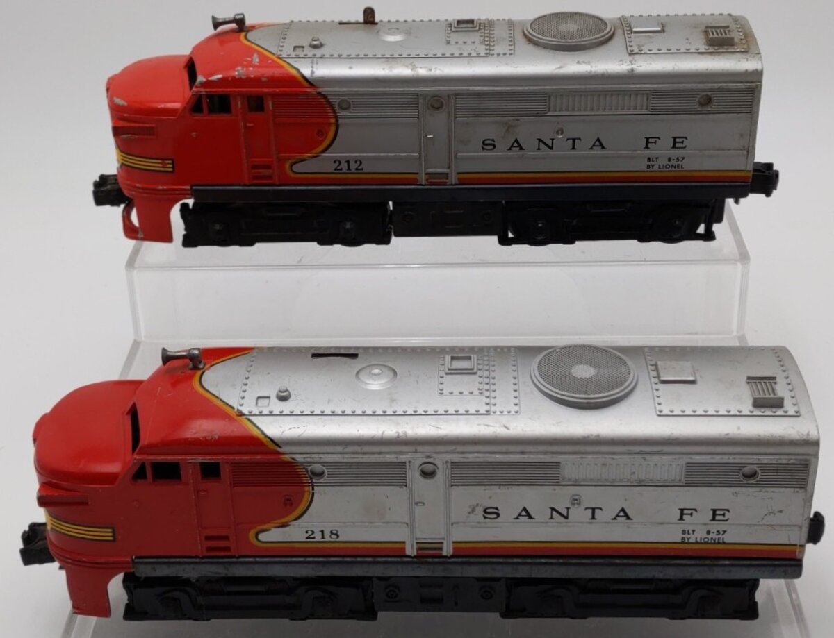 Lionel 212 Vintage O Santa Fe Alco AA Diesel Locomotive Set VG