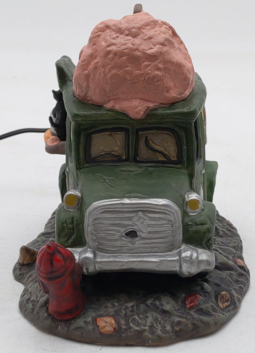 Dept 56 Snow Village Halloween "I Scream Ice Cream Truck" Ceramic Display EX/Box