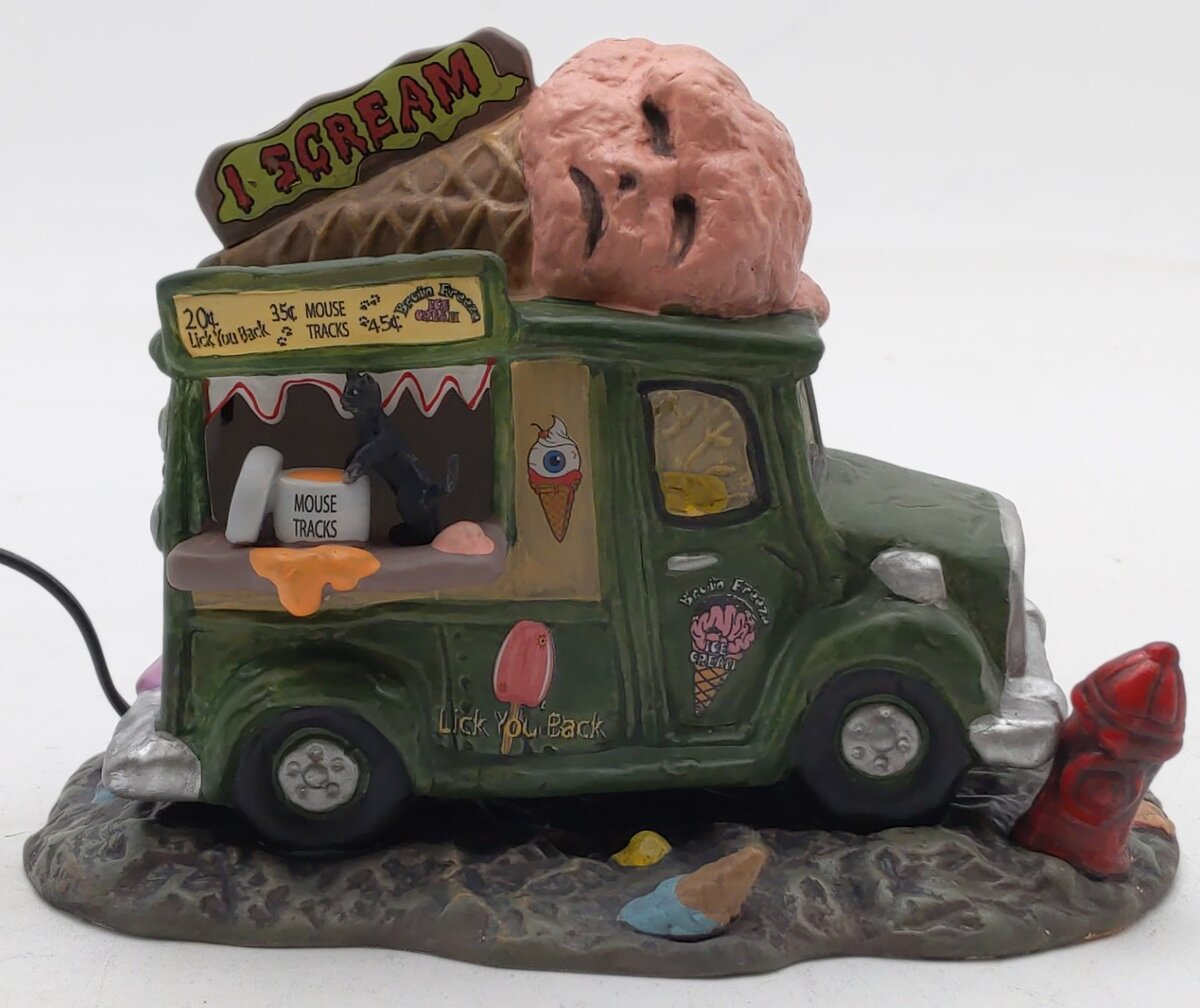 Dept 56 Snow Village Halloween "I Scream Ice Cream Truck" Ceramic Display EX/Box