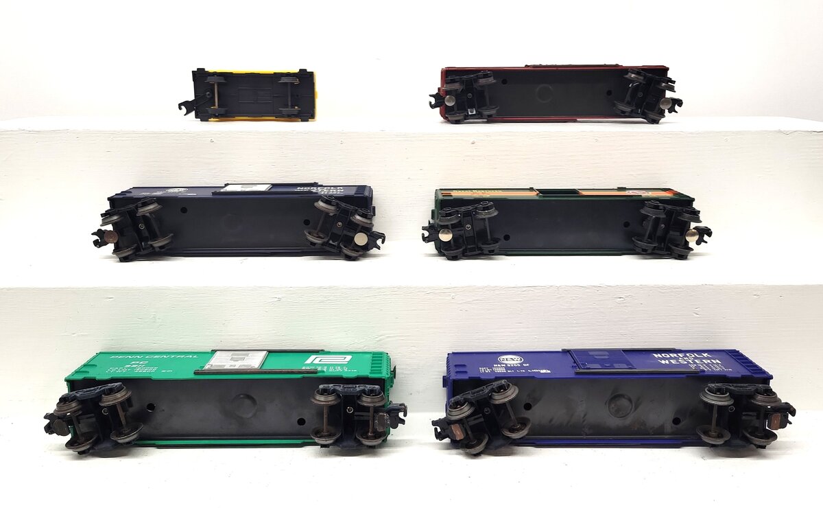 Lionel O Gauge Assorted Freight Cars [6] VG