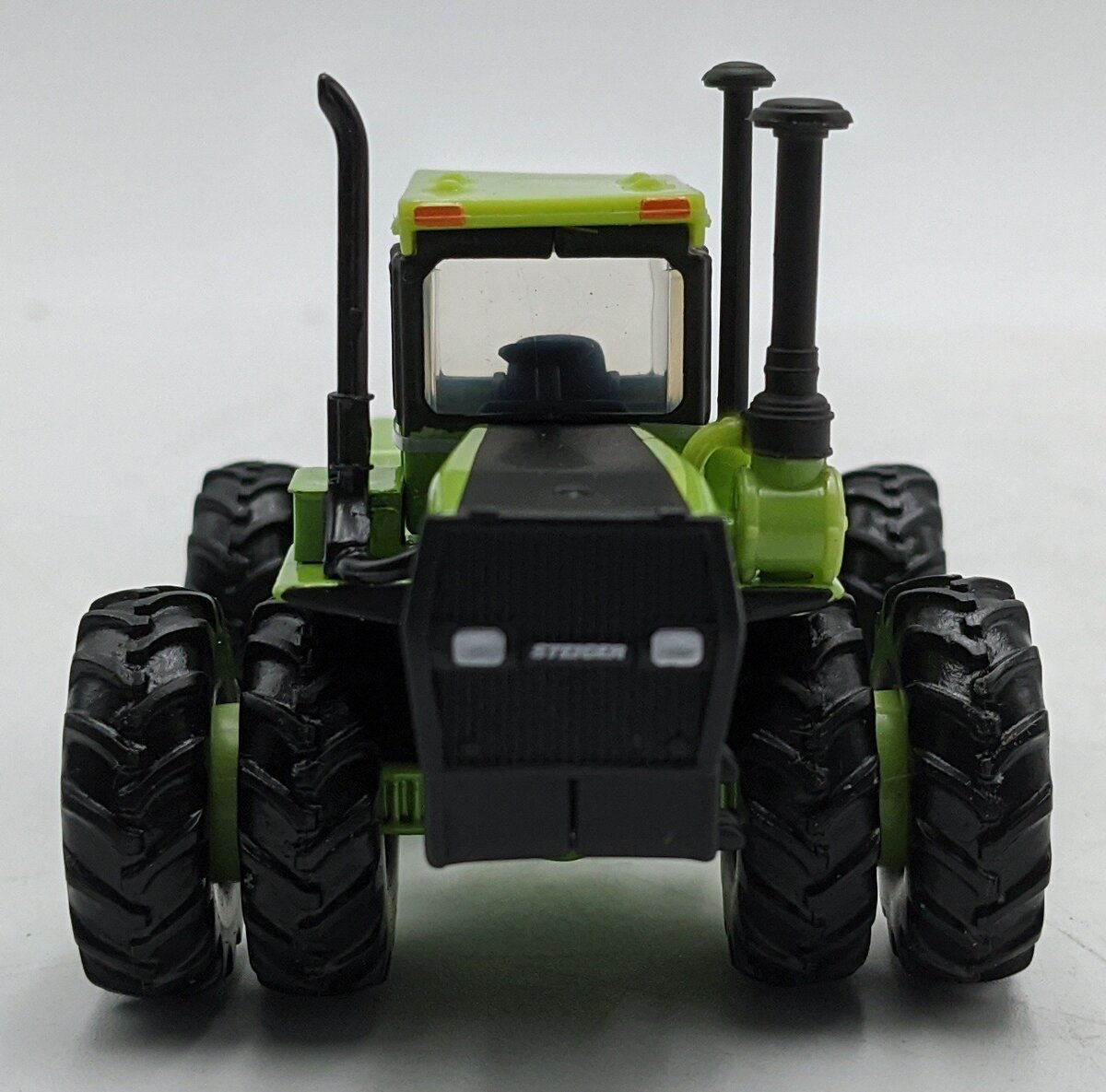 Ertl 14667A 1:64 Diecast Steiger Panther KM-325 Tractor 2009 National Farm Show NIB