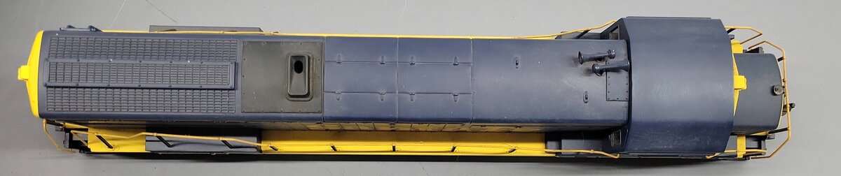 Aristo-Craft 22104 G Scale Santa Fe U25B Diesel Locomotive EX/Box