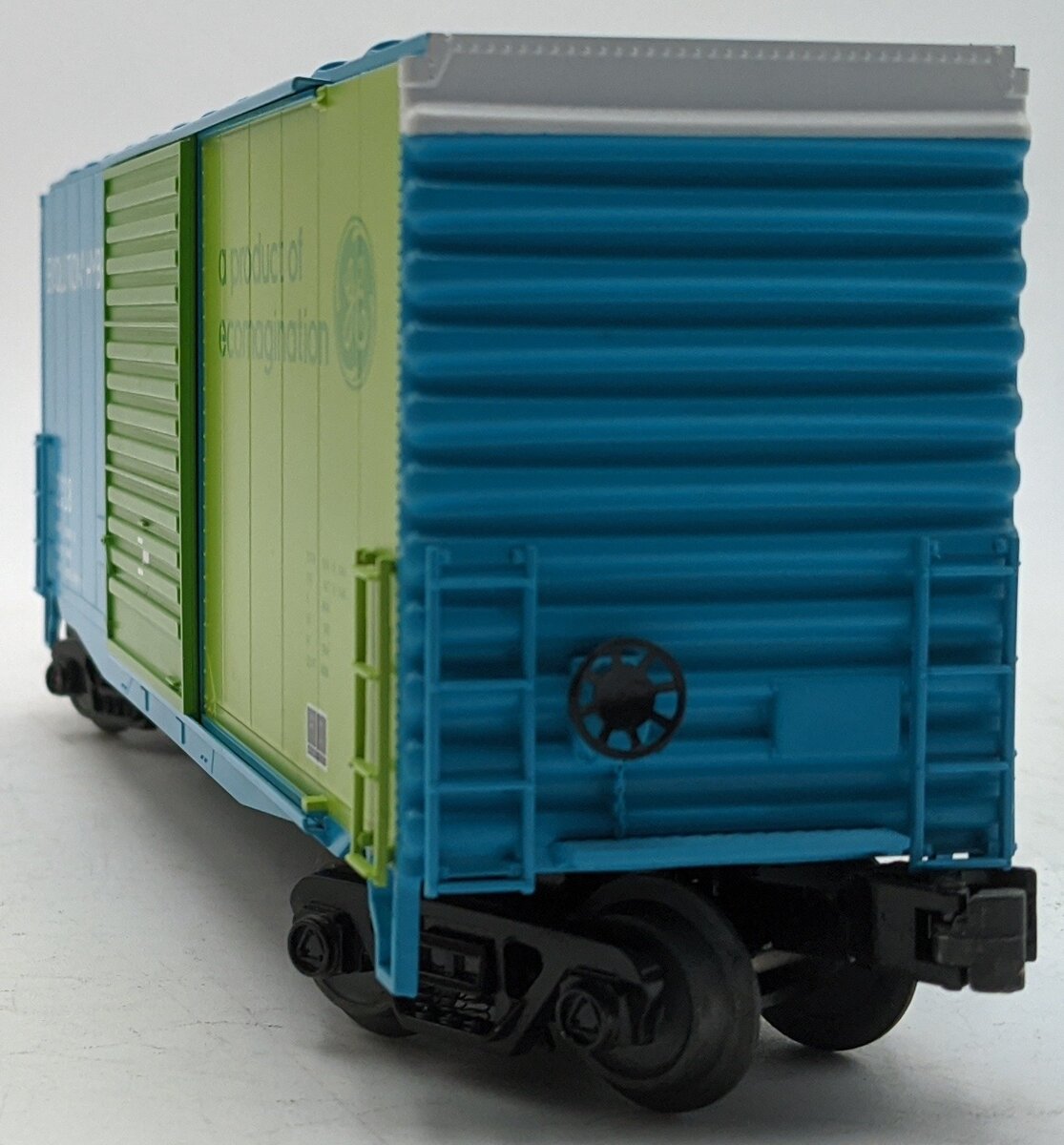 MTH 30-74912 O GEVO 40' High Cube Boxcar VG/Box