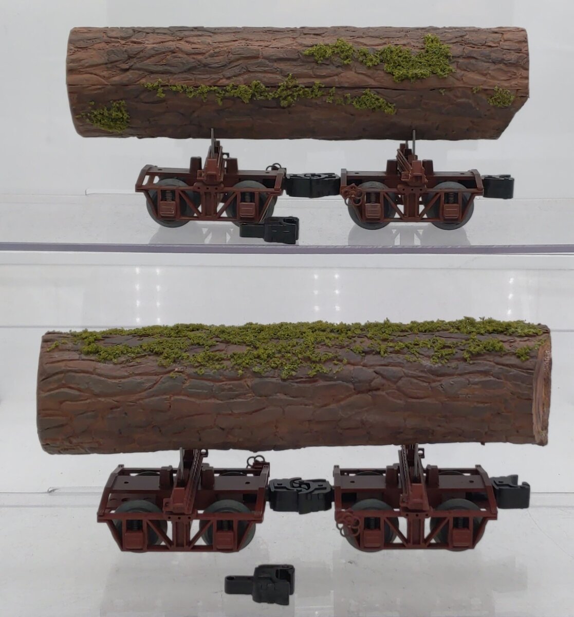 Lionel 6-84167 O Gauge Brown Logging Disconnects (Pack of 2) EX/Box