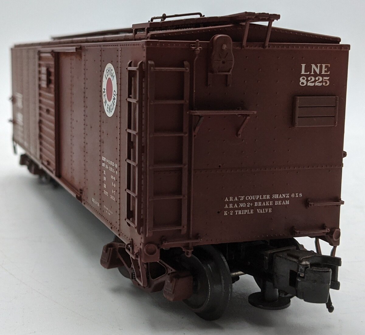 Atlas 3001905-2 O 1923 ARA 40' Steel Box Car Lehigh & New England #8225/Box