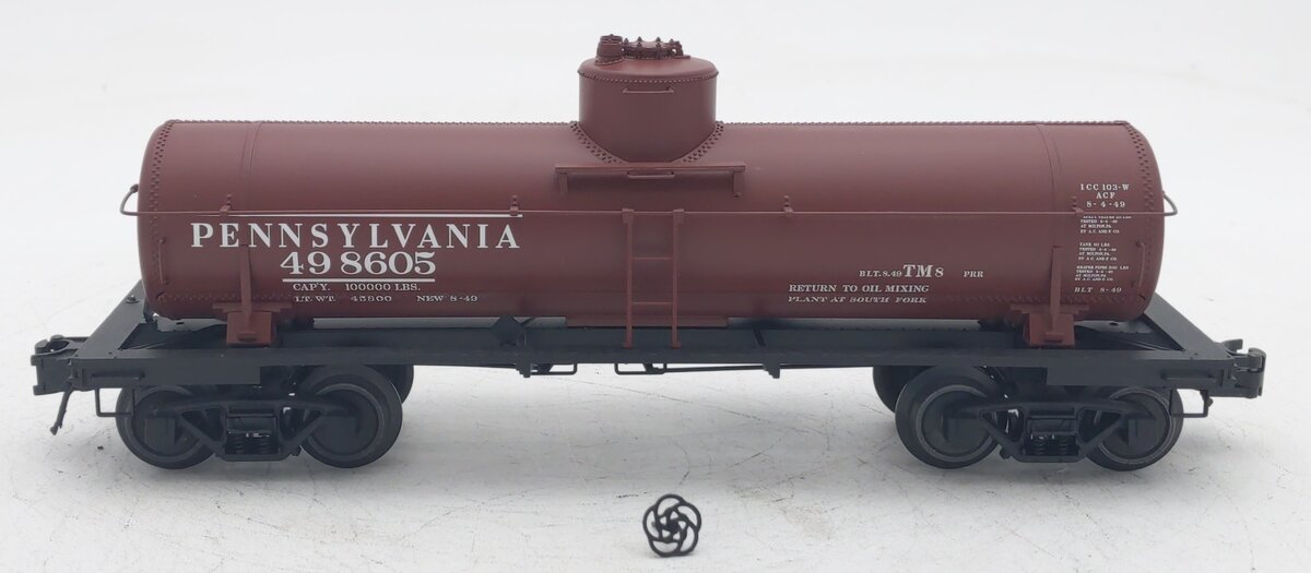Atlas 3003846-1S O Gauge Pennsylvania 8,000 Gallon Tank Car #498605 (3 Rail) EX/Box