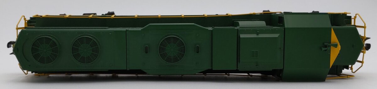 Weaver 7560-LP O Reading GP38-2 Diesel Locomotive #3412 - 3 Rail EX/Box