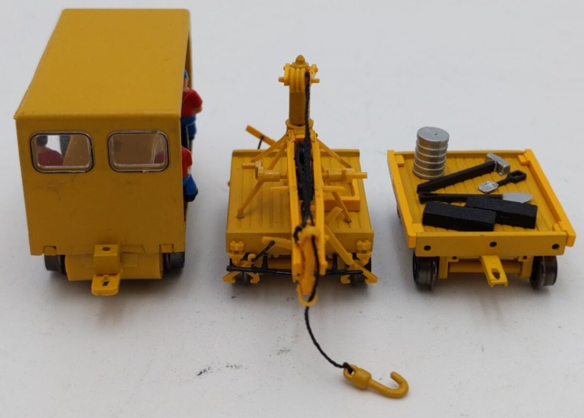 Bachmann/Spectrum 16946 HO Scale Maintenance-of-Way Speeder W/Crane & Work Cart EX/Box