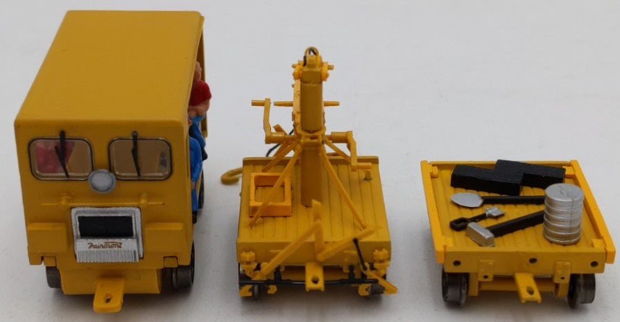 Bachmann/Spectrum 16946 HO Scale Maintenance-of-Way Speeder W/Crane & Work Cart EX/Box
