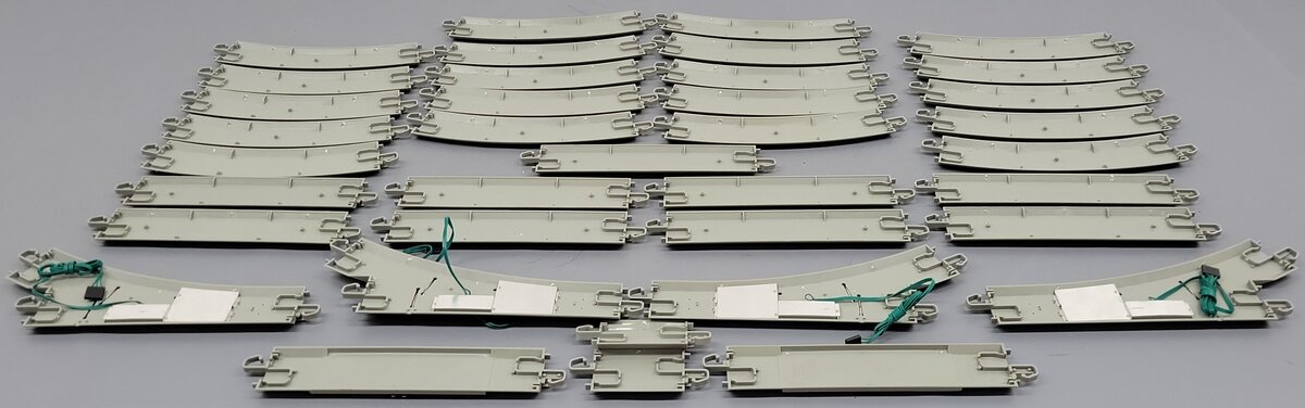 Bachmann 44497 HO Steel Alloy Your First Railroad E-Z Track Expansion Pack EX/Box