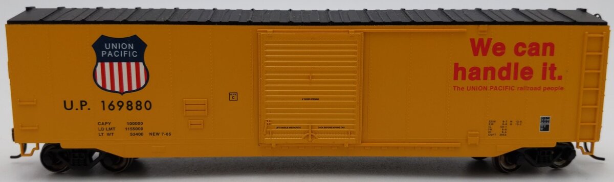 Bachmann 19408 HO Union Pacific 50' Sliding-Door Boxcar (Yellow, Black) EX/Box