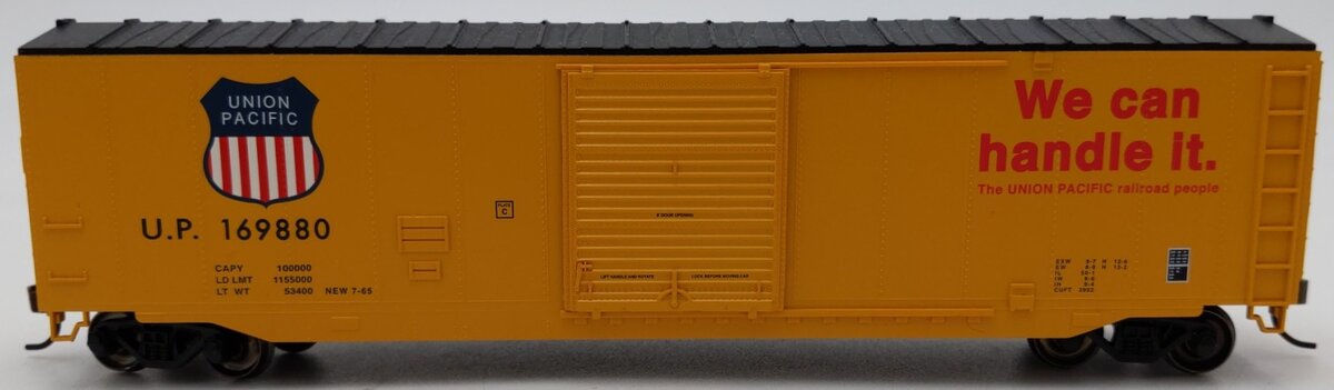 Bachmann 19408 HO Union Pacific 50' Sliding-Door Boxcar (Yellow, Black) EX/Box