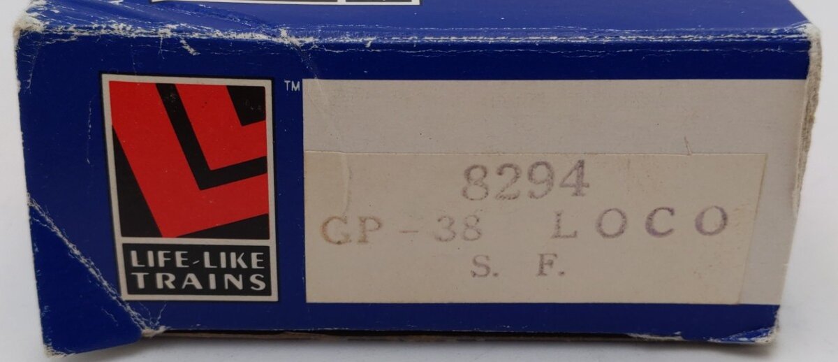 Life Like 8294 HO Santa Fe Powered A Diesel Locomotive #3500 EX/Box