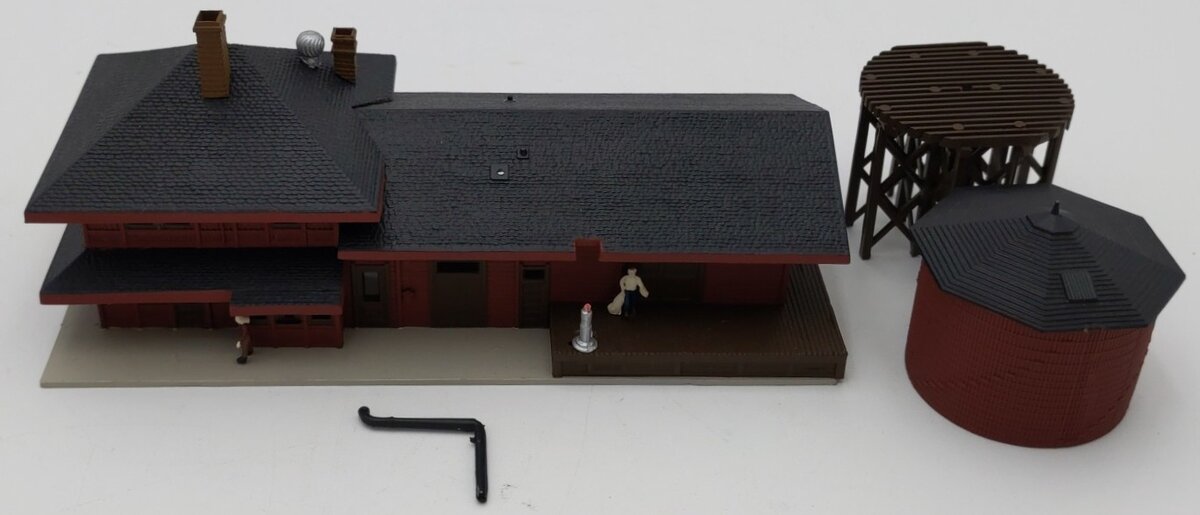 Walthers 933-3827 N Grand Junction Depot Building Kit/Box