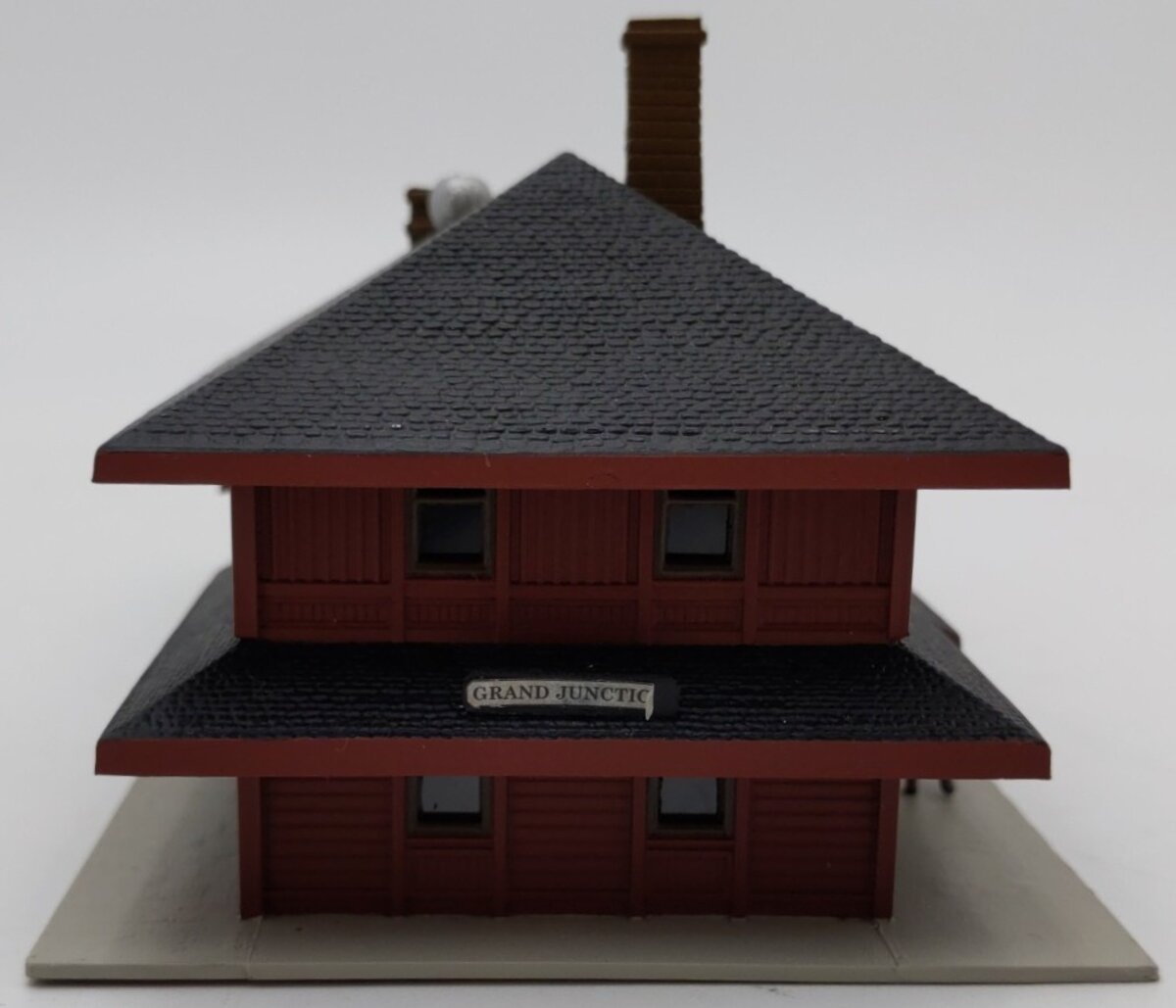 Walthers 933-3827 N Grand Junction Depot Building Kit/Box