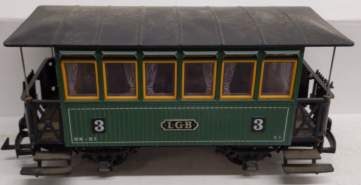 LGB 3040 G Scale LGB 3rd Class Green Coach Car #3 VG