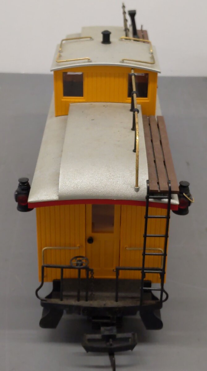 LGB 4075-DG G Scale Wilson Bros. Circus Caboose #28 EX/Box