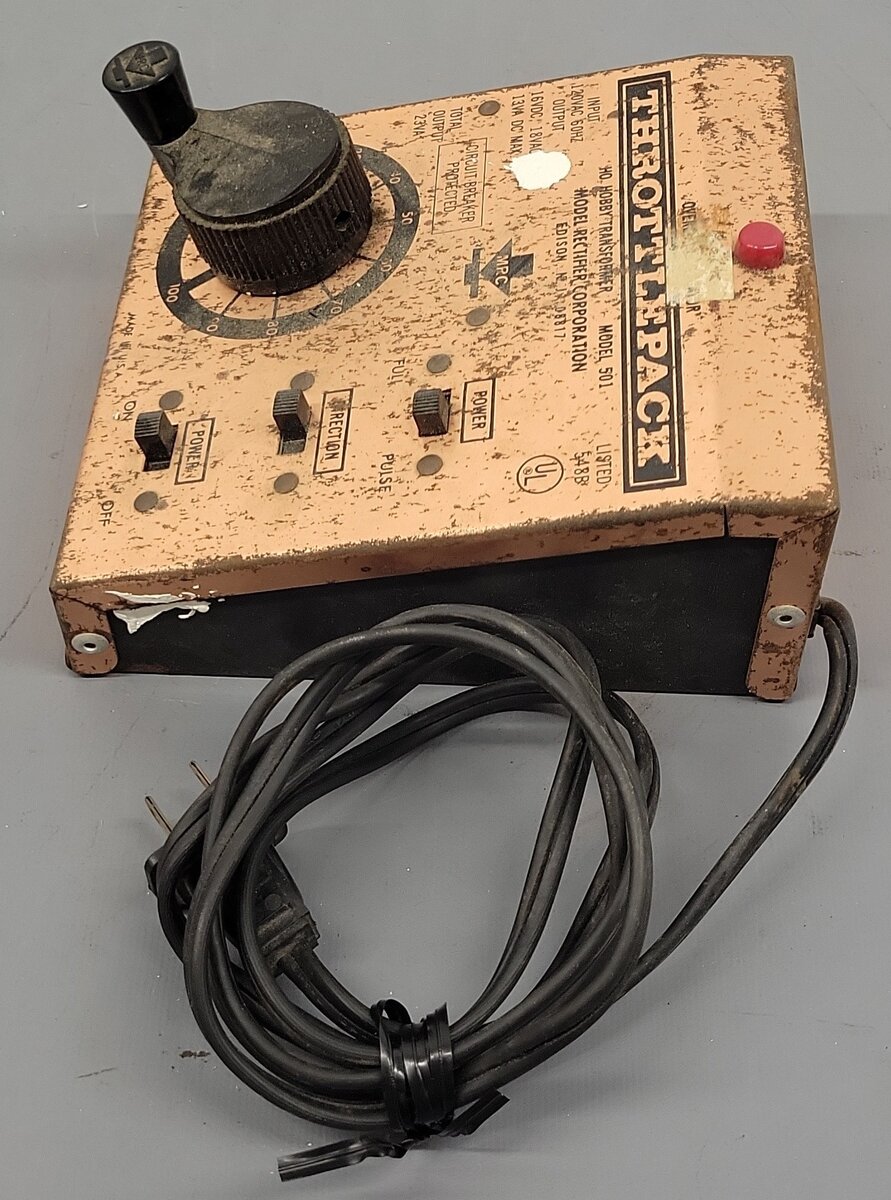 MRC 501 HO Scale Throttlepack Train Control/Box