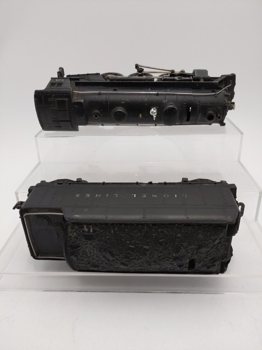 Lionel 224 2-6-2 Diecast Steam Locomotive w/2466W Tender