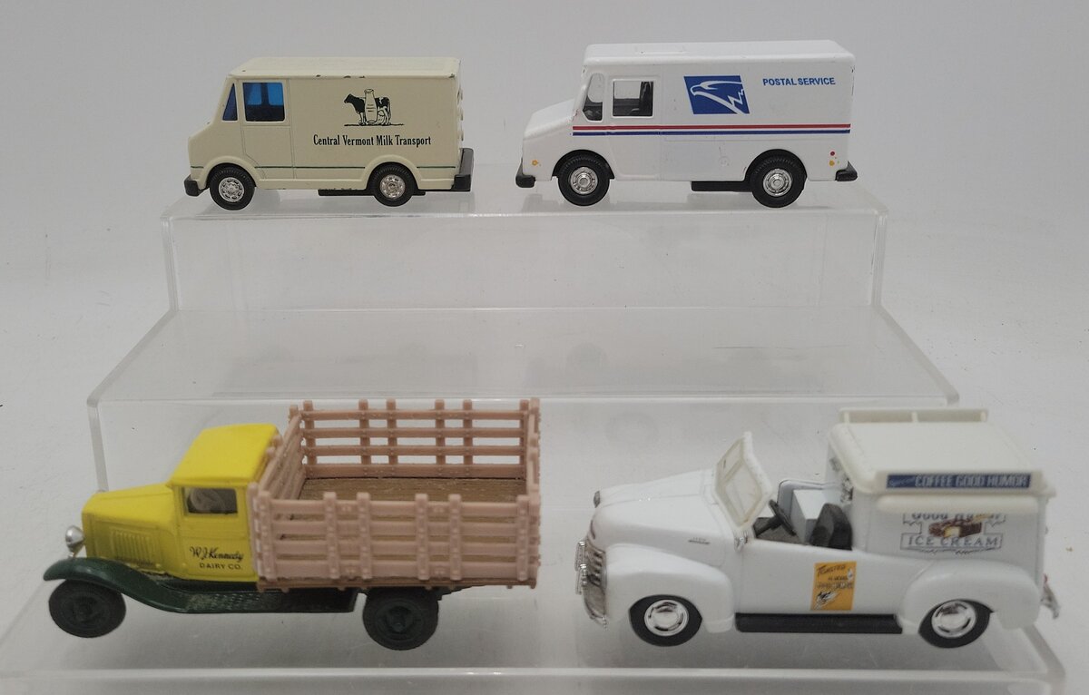 Ertl, Road Champs, & Other 1:43 Assorted Diecast and Plastic Trucks [4] VG
