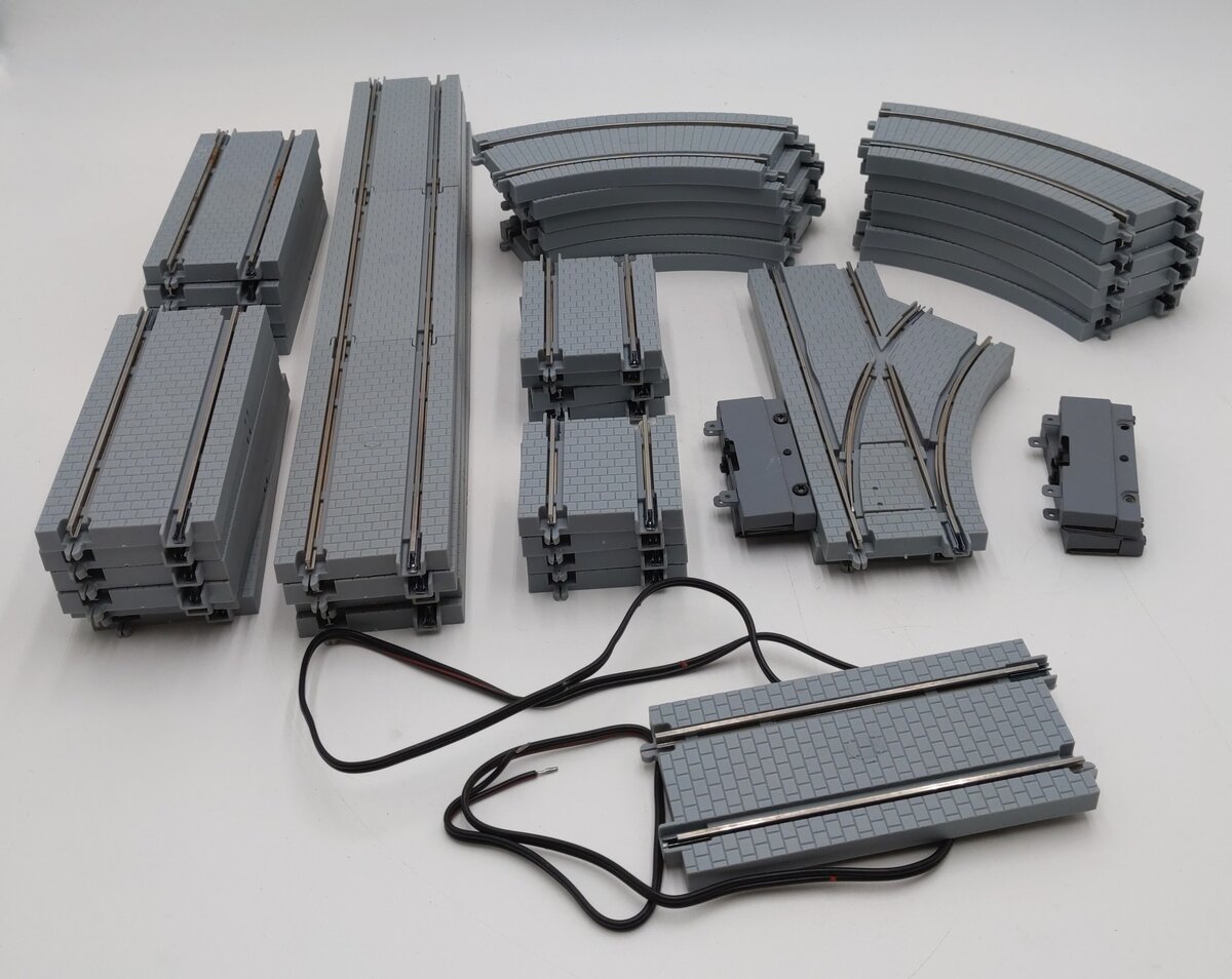 ETS Praha O 2-Rail Assorted Track and Switches [40] VG