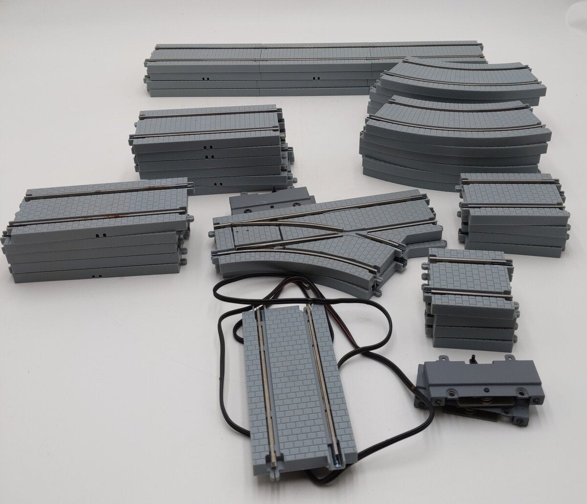ETS Praha O 2-Rail Assorted Track and Switches [40] VG