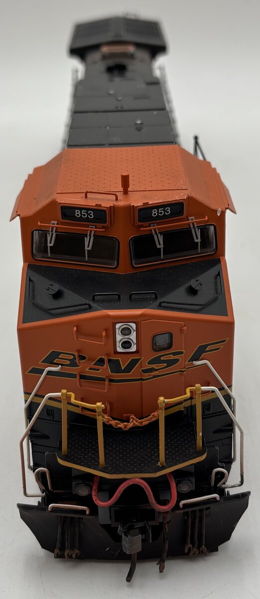 Atlas 20052002 O Trainman BNSF ESU Dash 8-40CW Locomotive #853 (2-Rail DCC)/Box
