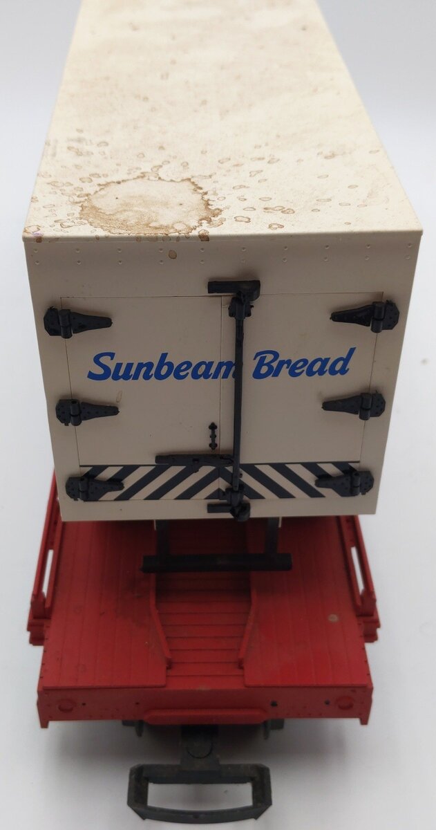 USA Trains G Scale T.T.X. Flatcar with Piggyback Sunbeam Bread Trailer #476850 EX