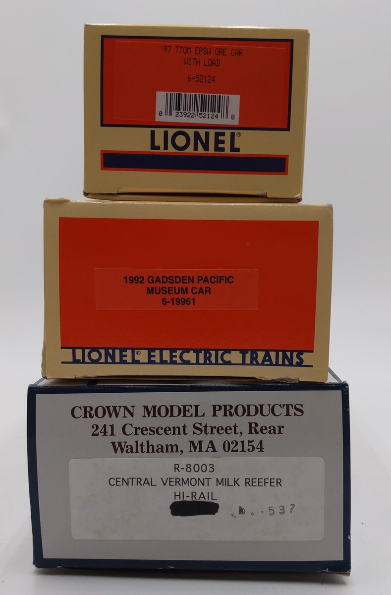 Lionel & Other O Gauge Assorted Hoppers and Reefer [3] LN/Box