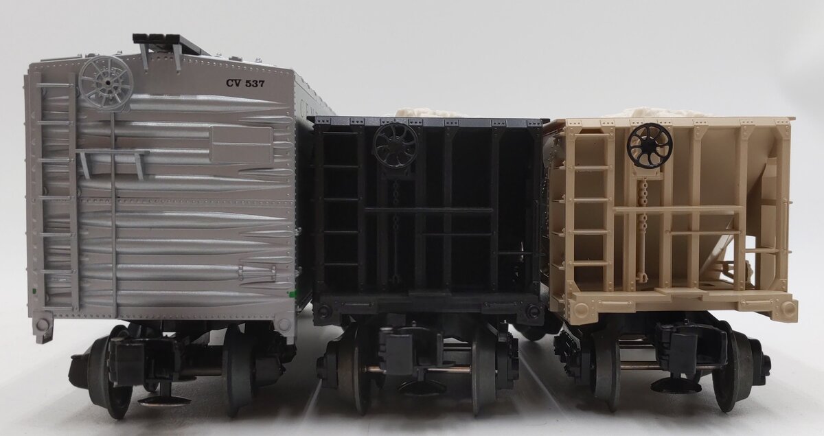 Lionel & Other O Gauge Assorted Hoppers and Reefer [3] LN/Box