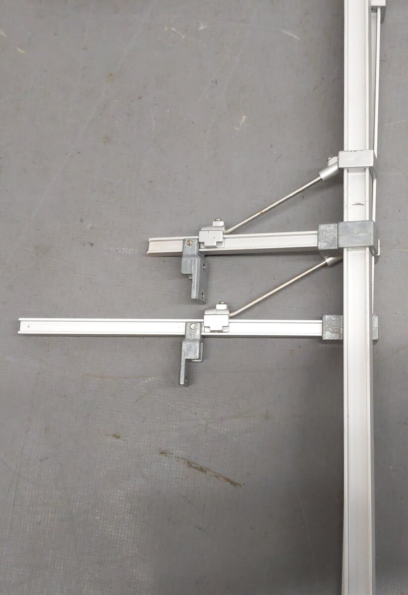 MTH 40-1035 O 16-Piece Catenary System EX