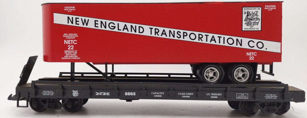 USA Trains 17011 G New England Transportation Piggyback Flatcar with Trailer EX