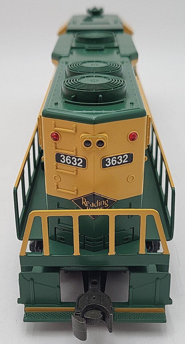 Williams GP38-213D O Gauge Reading GP-38 Locomotive Dummy #3632 EX/Box