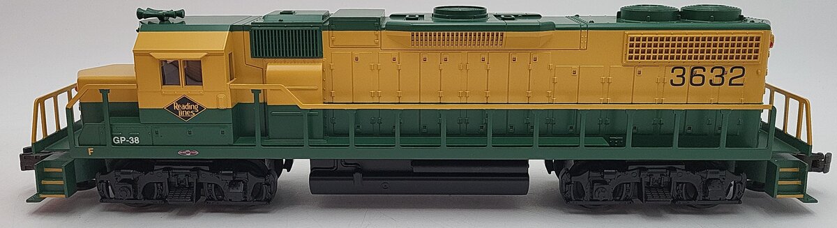 Williams GP38-213D O Gauge Reading GP-38 Locomotive Dummy #3632 EX/Box