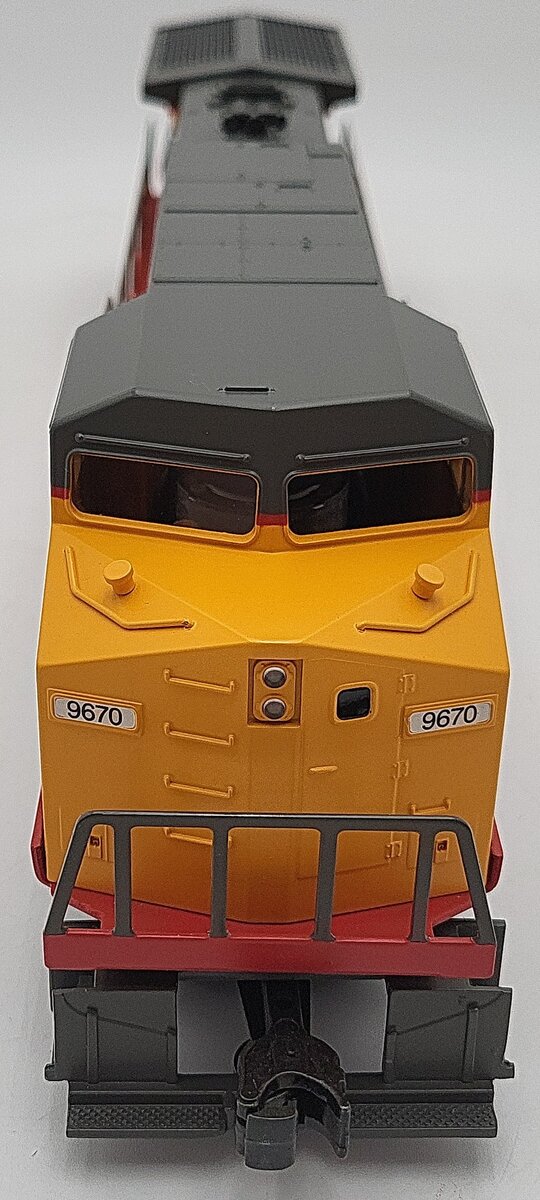 Williams DA9-05 O Gauge Union Pacific Dash 9 Powered Diesel Locomotive #9670 EX/Box