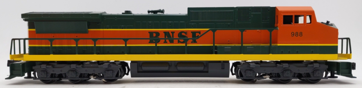 Williams DA9-01 O Gauge BNSF Dash 9 Powered Diesel Locomotive #988 EX/Box