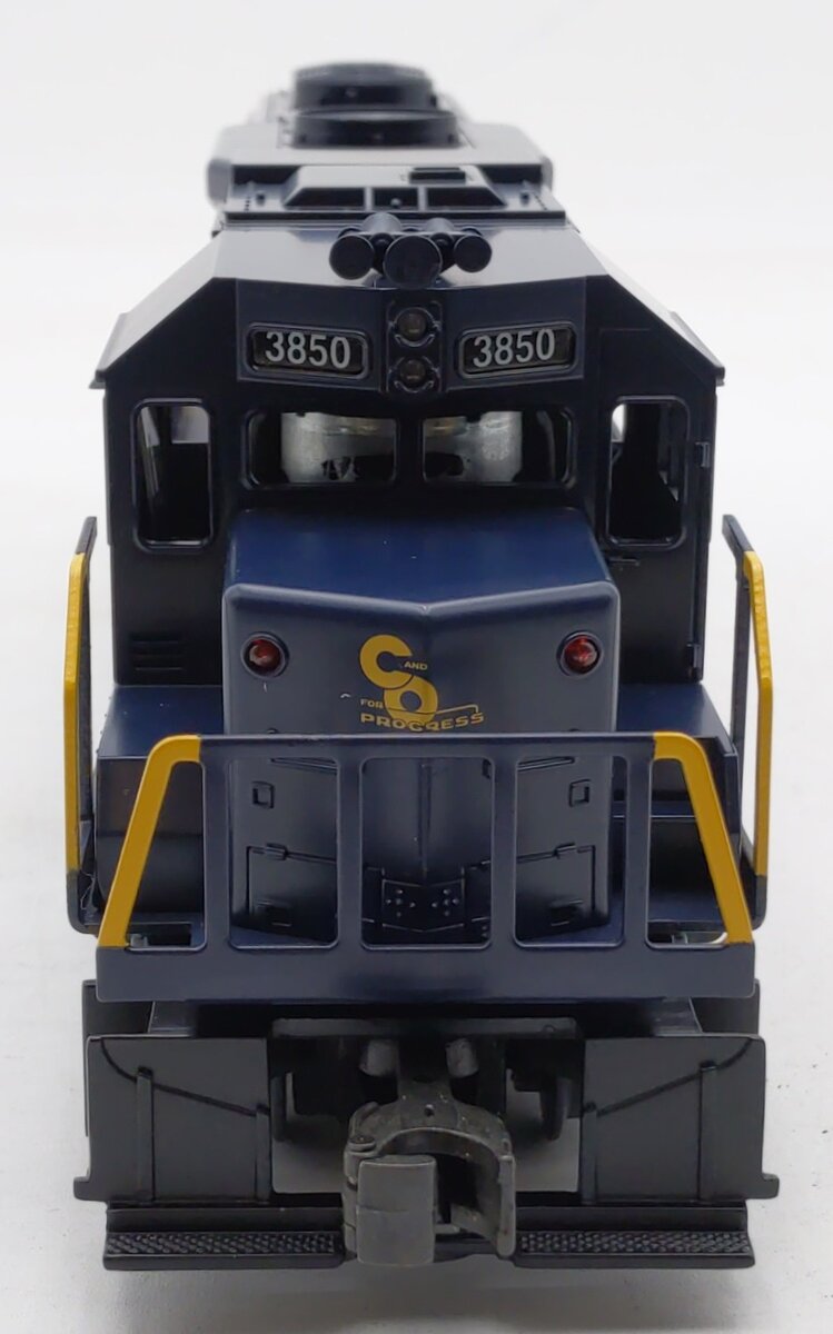 Williams 38-203 GP-38 O Gauge Chesapeake & Ohio Diesel Locomotive # 3850 EX/Box