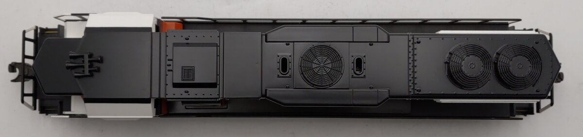 Williams GP38-208 O Gauge New Haven GP38 Diesel Locomotive #6694 EX/Box