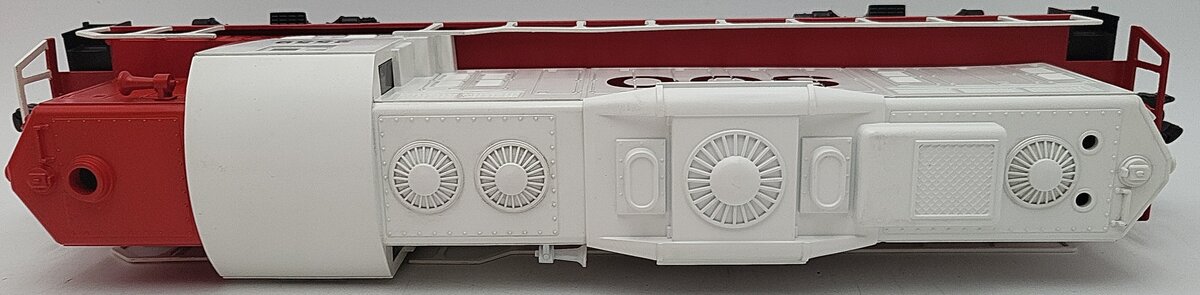 Williams GP-9-234D Soo Line GP-9 Non-Powered Diesel Locomotive #2559 EX/Box