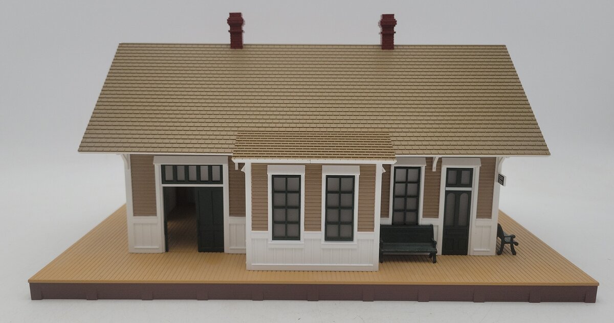 MTH 30-90302 O Gauge Tan/Green Country Passenger Depot VG/Box
