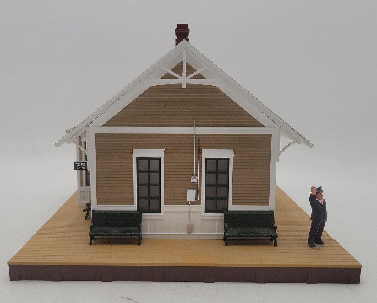 MTH 30-90302 O Gauge Tan/Green Country Passenger Depot VG/Box