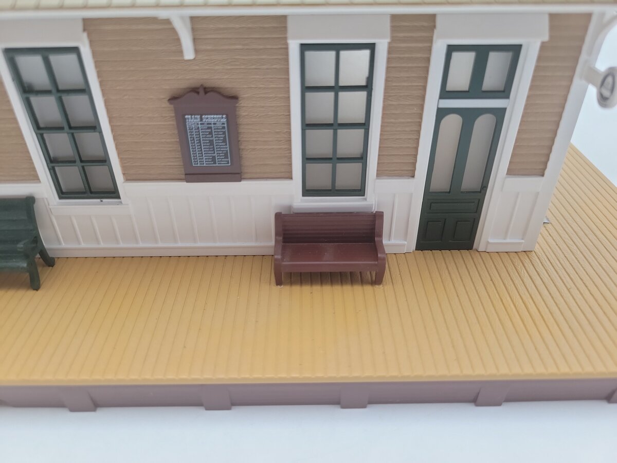 MTH 30-90302 O Gauge Tan/Green Country Passenger Depot VG/Box