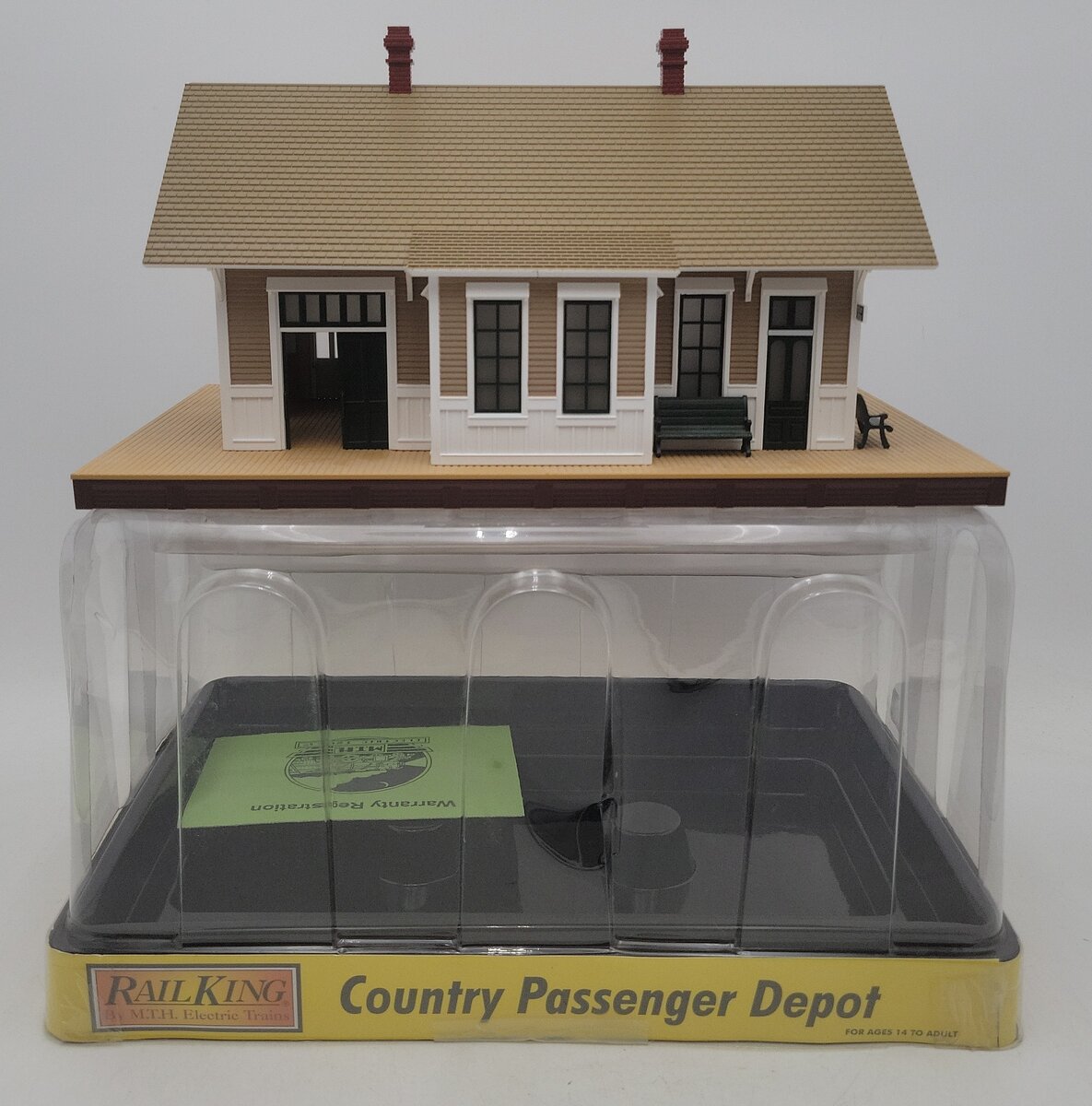 MTH 30-90302 O Gauge Tan/Green Country Passenger Depot VG/Box