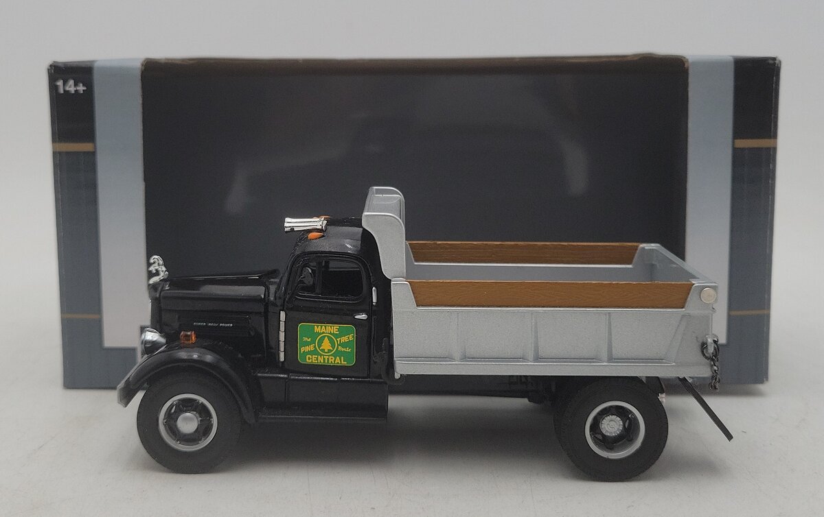SpecCast 38030 1:50 Maine Central Forest Service Truck Replica EX/Box
