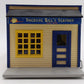 MTH 30-90296 O Gauge Dockside Bill’s Seafood Small Country Store EX/Box