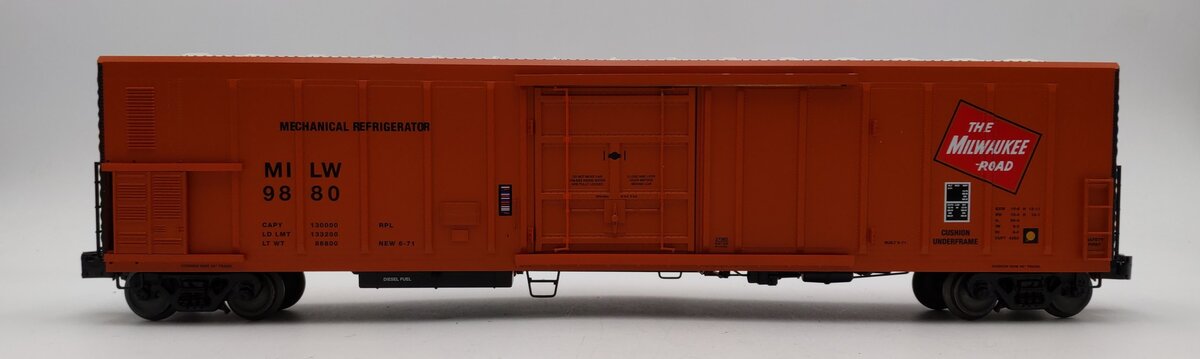 Lionel 6-27381 Milwaukee Road Mechanical Reefer #9880 VG