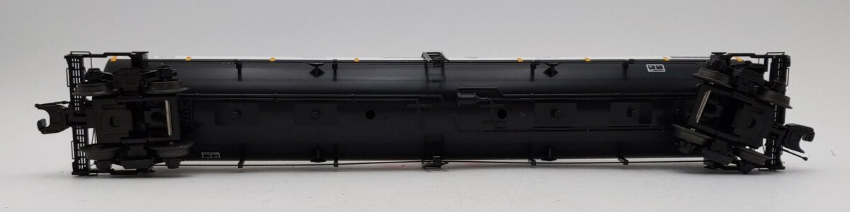 MTH 30-73453 O Canadian National 33,000 Gallon Tank Car #911 VG