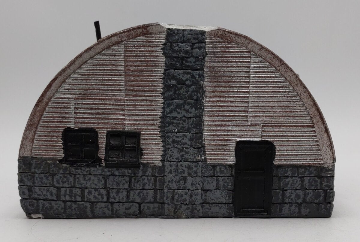 Menards 275-9121 O Scale Cripple Creek Sand & Gravel Quonset Hut VG