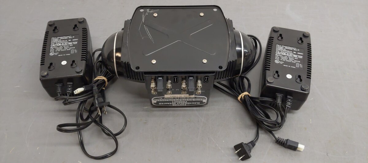 Lionel 6-32930 ZW Multi-Watt Transformer with Two 180 Watt Transformers EX