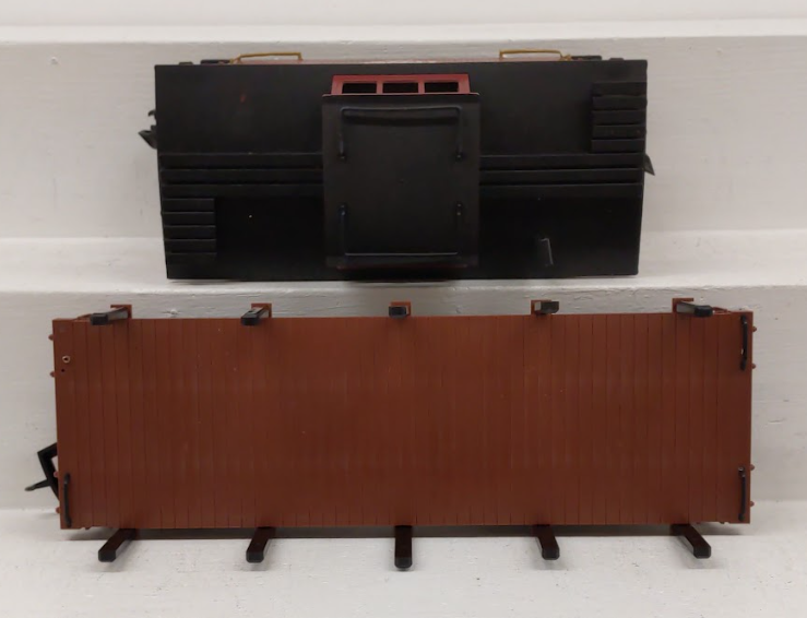 Bachmann & Other G Scale Assorted Freight Cars [2] EX